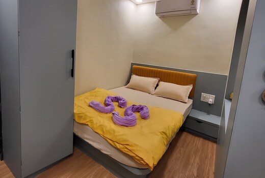 Fully furnished AC studio in wakad