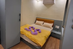 Fully furnished AC studio in wakad, Pune