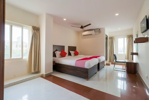 Super Hotel O Akshaya Elite