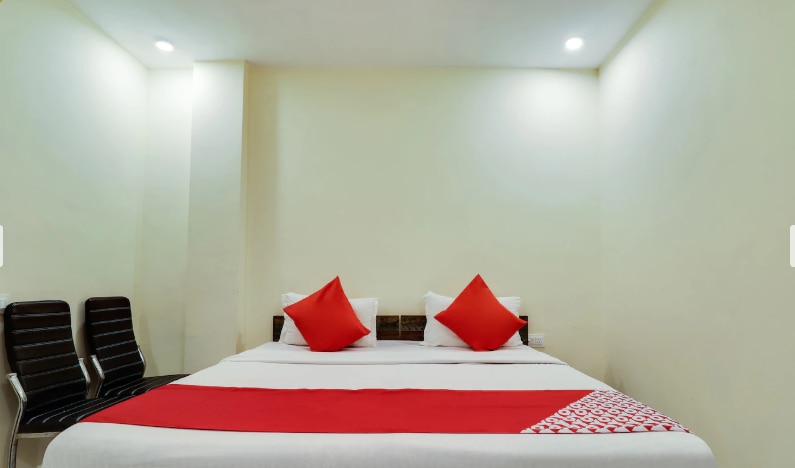 NARENDRA HOTEL - Tap to explore photos