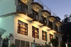 Hotel Sumit Kausani, Kausani