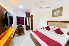 Hotel Trio Livings, Delhi