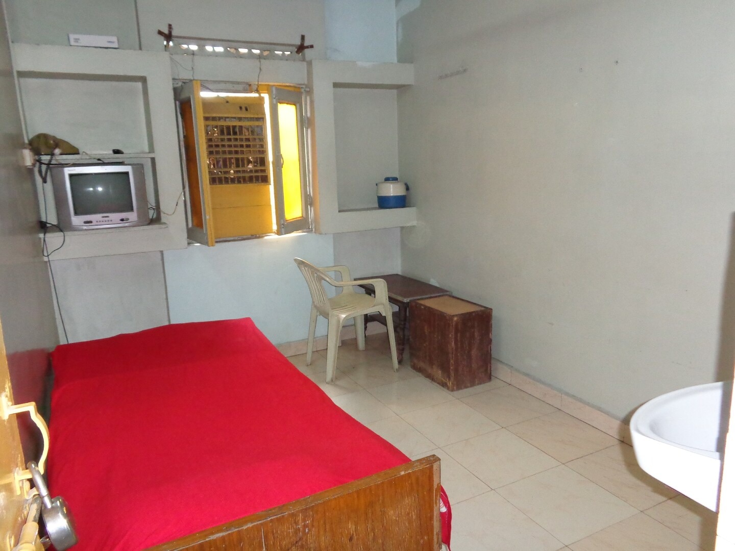 Shree Bakebihari PG House - Tap to explore photos