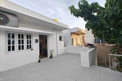 Cozy Studio Private Pent House HSR, Bangalore