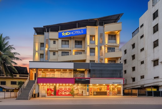 FabHotel Chetan Executive