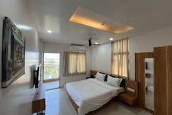 Lotus Suites, Sangli