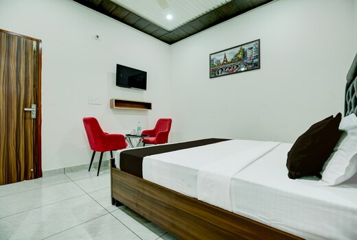 Super HOTEL O R.K STAY