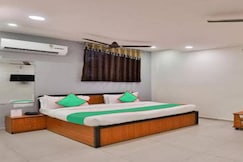FabHotel Krishna Inn, Surat