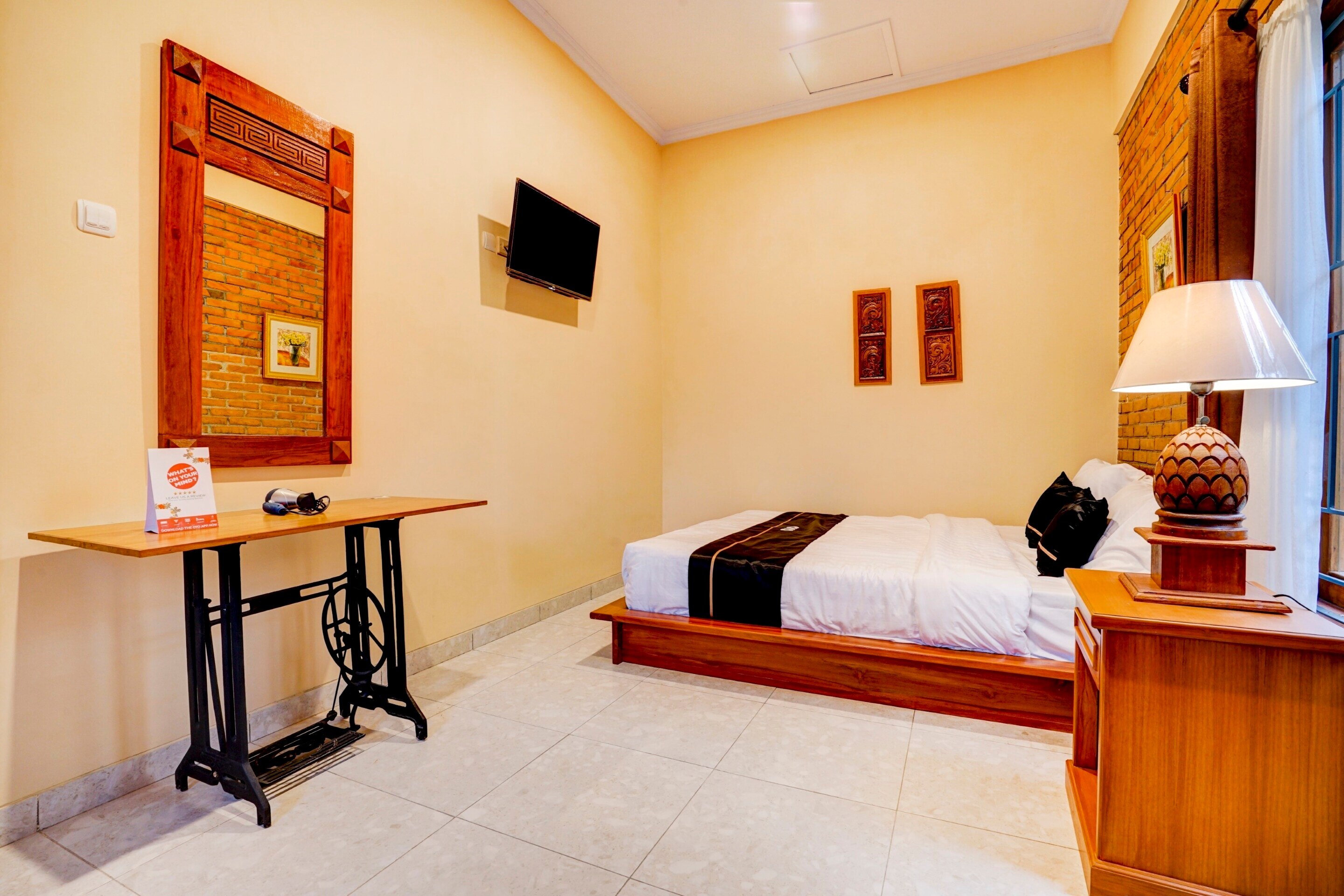 Super OYO Collection O 90265 Cempoko Mulyo Homestay Syariah - Tap to explore photos