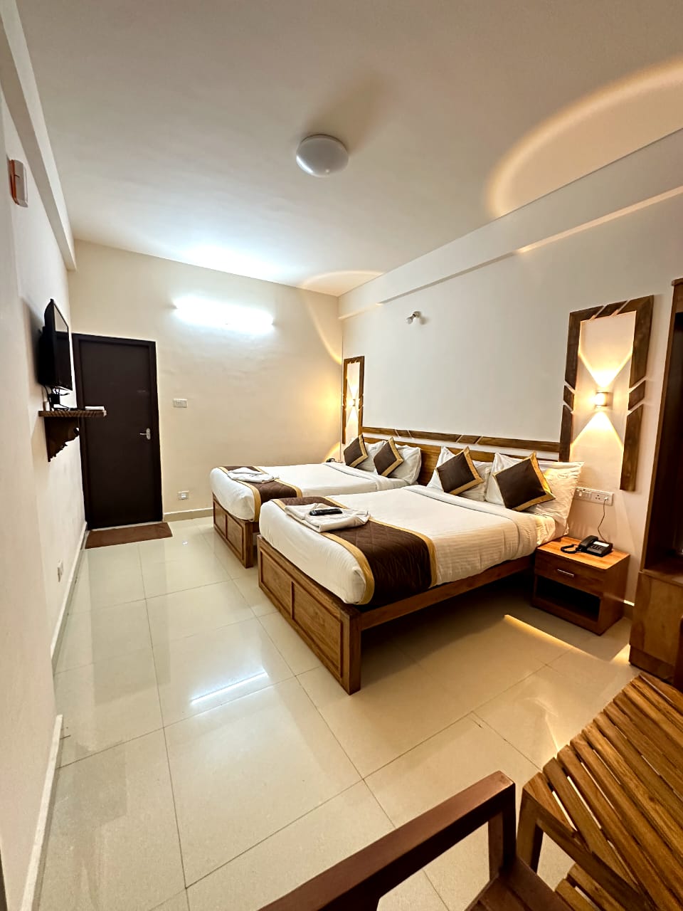 SVIKSHA INN - Tap to explore photos