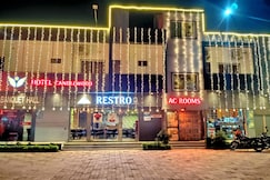 Hotel Candle Wood & Restaurant, Ambaji