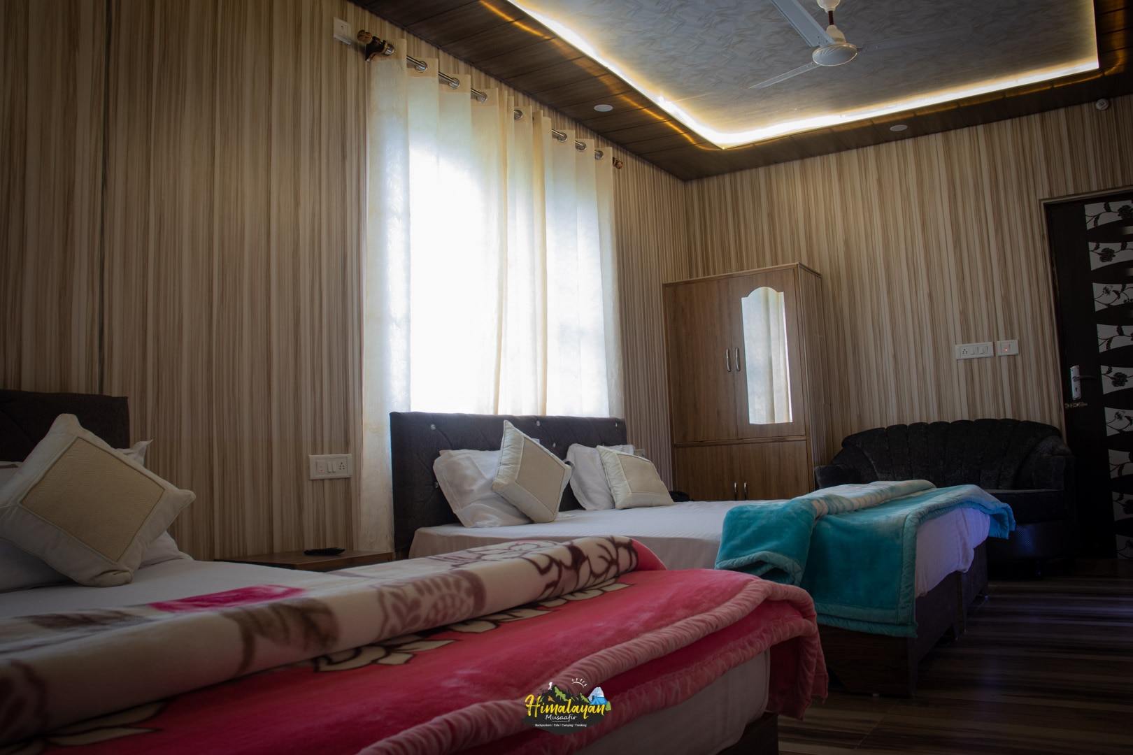 Himalayan Musaafir Guest House  & Restaurant - Tap to explore photos