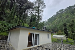 Ekantvaas, Bhowali