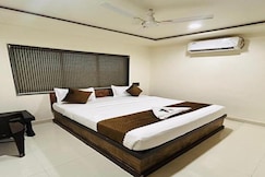 FabHotel Abhishek, Pune