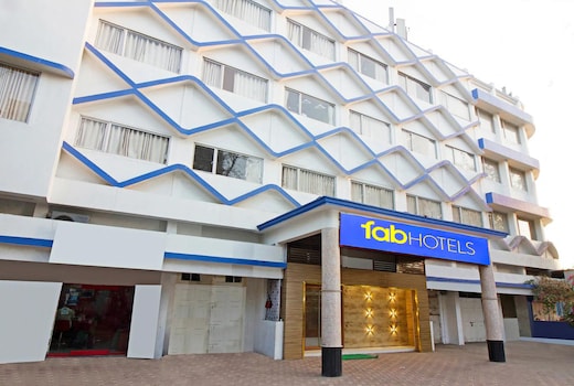 FabHotel Neelkamal - Chembur