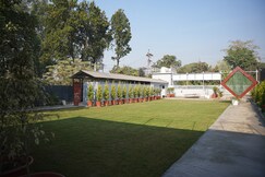 Divine Homestay, Dehradun