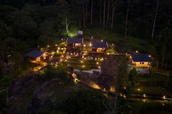 Hilltop Munnar by Fracspace, Munnar