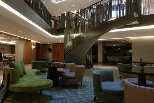 Doubletree By Hilton Istanbul Piyalepasa Istanbul Hotel Price Address Reviews