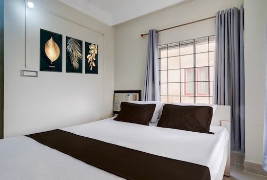 Hotel O by OYO Executive Homestay