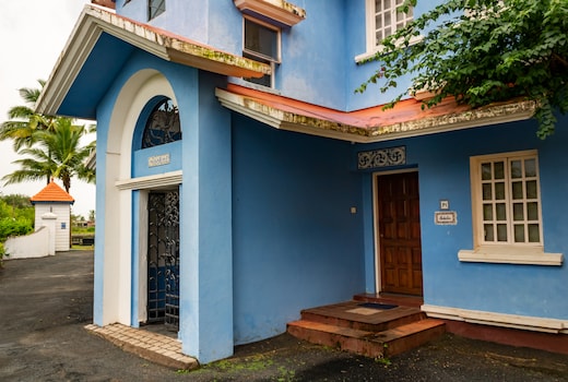 Enchanting Abode | Private Entrance to the Beach