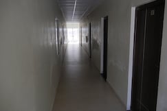 Hotel Grand Barrack, Khandwa