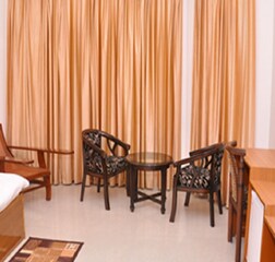 Premium Room With Balcony, Free Early Check-In & Comp WIFI