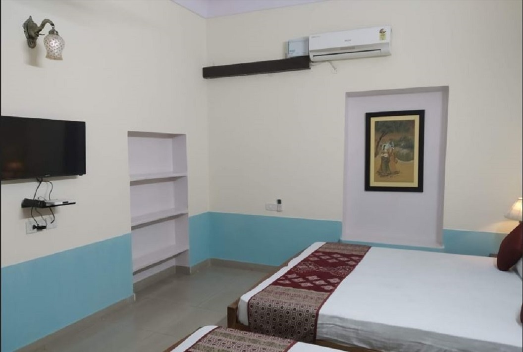 JAG NIWAS (A HERITAGE HOME STAY) - Tap to explore photos