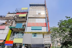 Super Townhouse Green Park Residency 1, Delhi