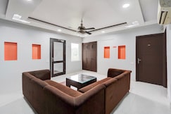 Super Hotel O Royal Inn, Gurgaon