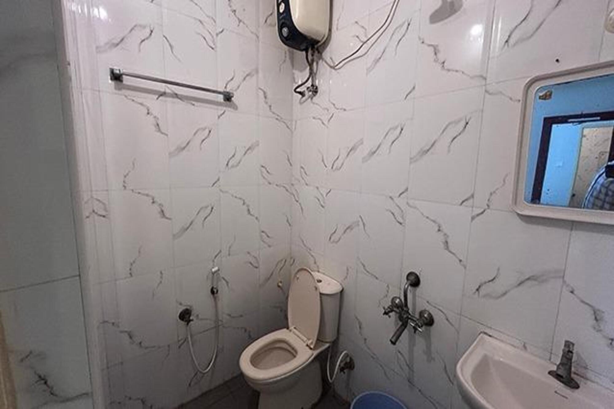 FabHotel RKH Skyline Residency - Tap to explore photos