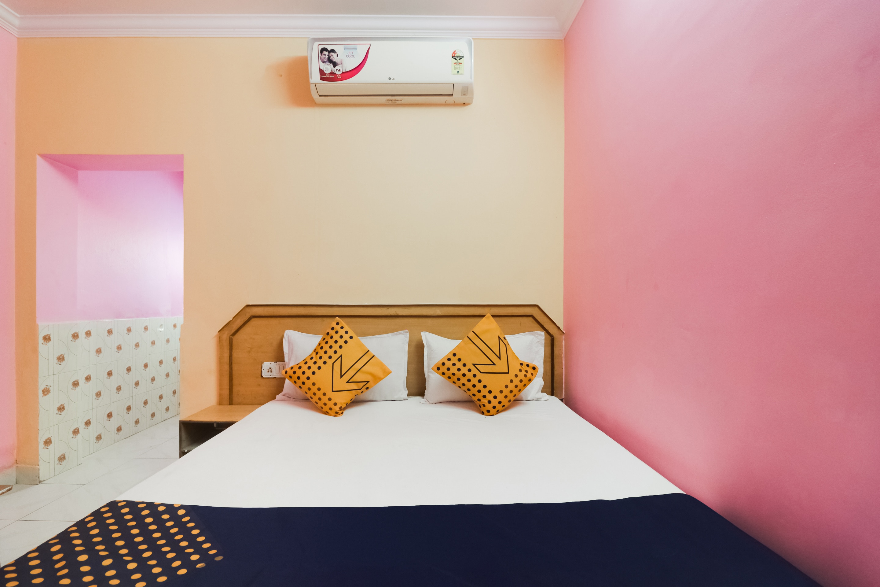 Hotel Ashok - Tap to explore photos