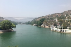 Paradise Inn, Bhimtal