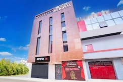 OYO 830390 Hotel SS Royal, Lucknow