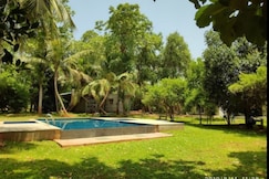 Nature Breeze Resort, Auroville