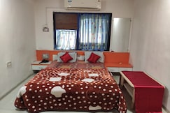 Hotel Perfect, Amreli