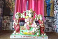 HOTEL PITAMBARA INN (50 Meters from Datia Railway Station Main Entry), Datia