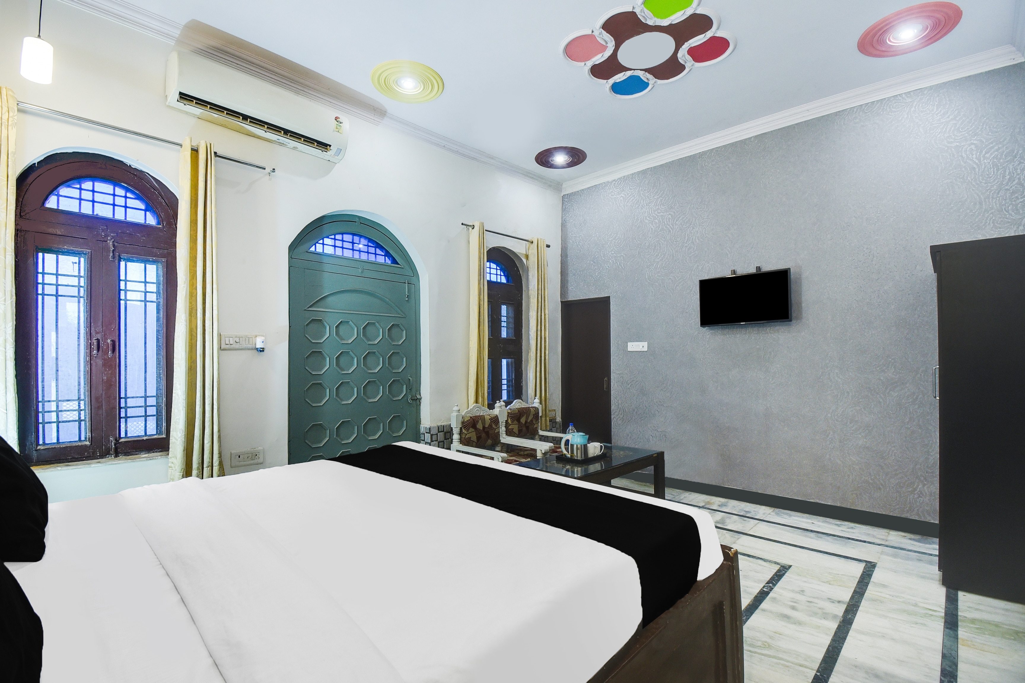 Hotel O Pink Haveli - Tap to explore photos
