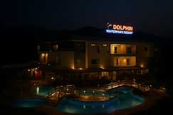 Dolphin Resort, Mandu