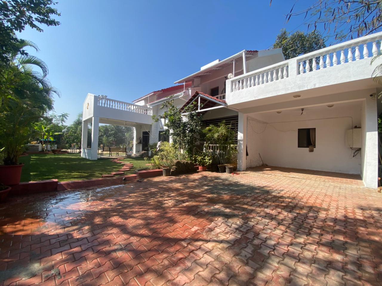 Specious 4 BHK Villa with Big Pool - Tap to explore photos