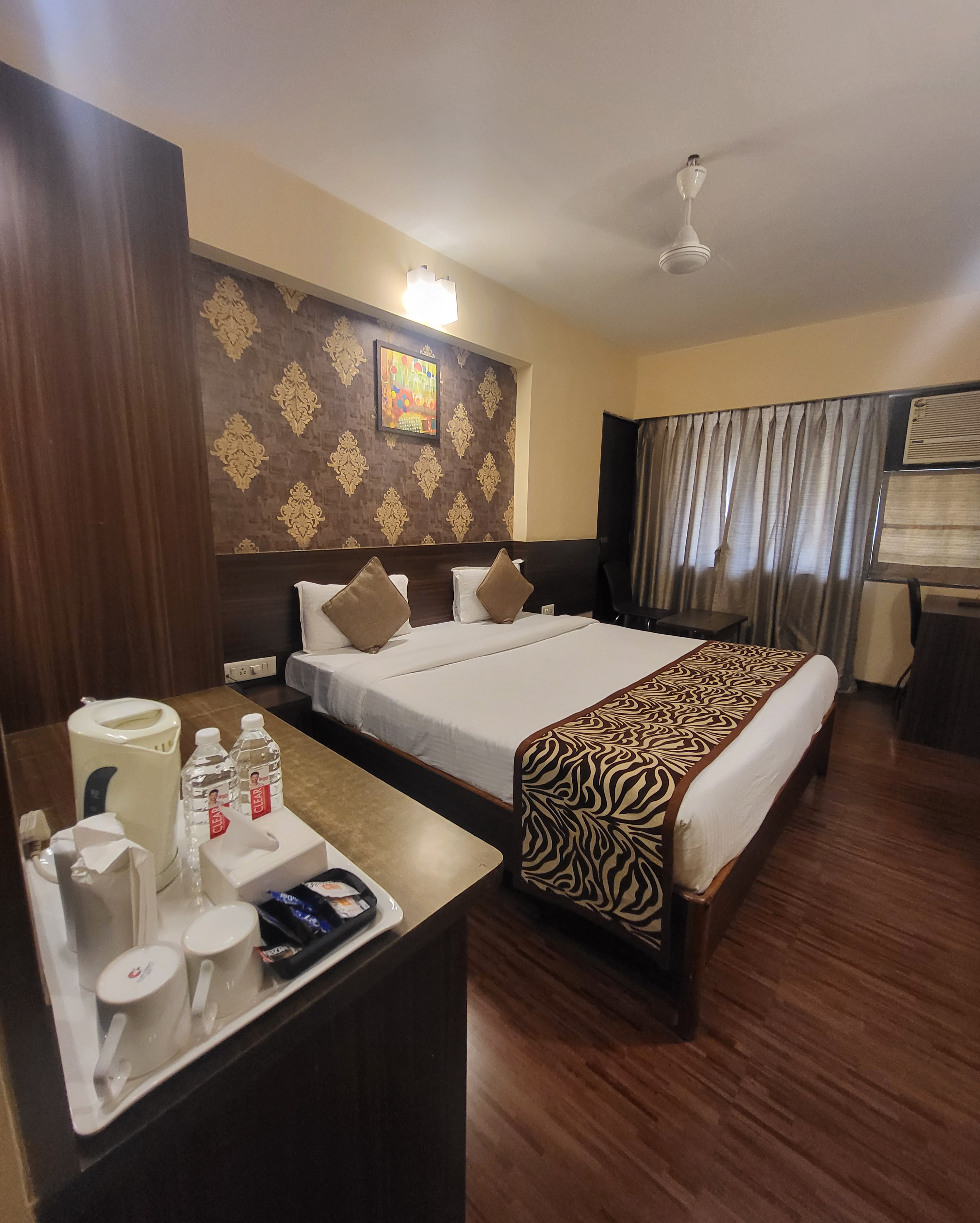 Executive Room 1