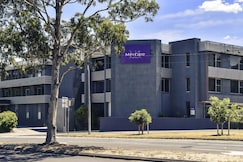 Mercure North Melbourne, Melbourne
