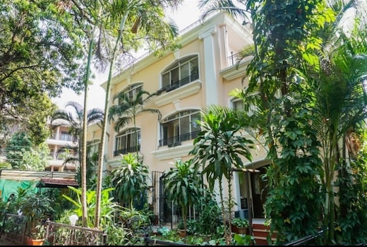 MountView  4BHK