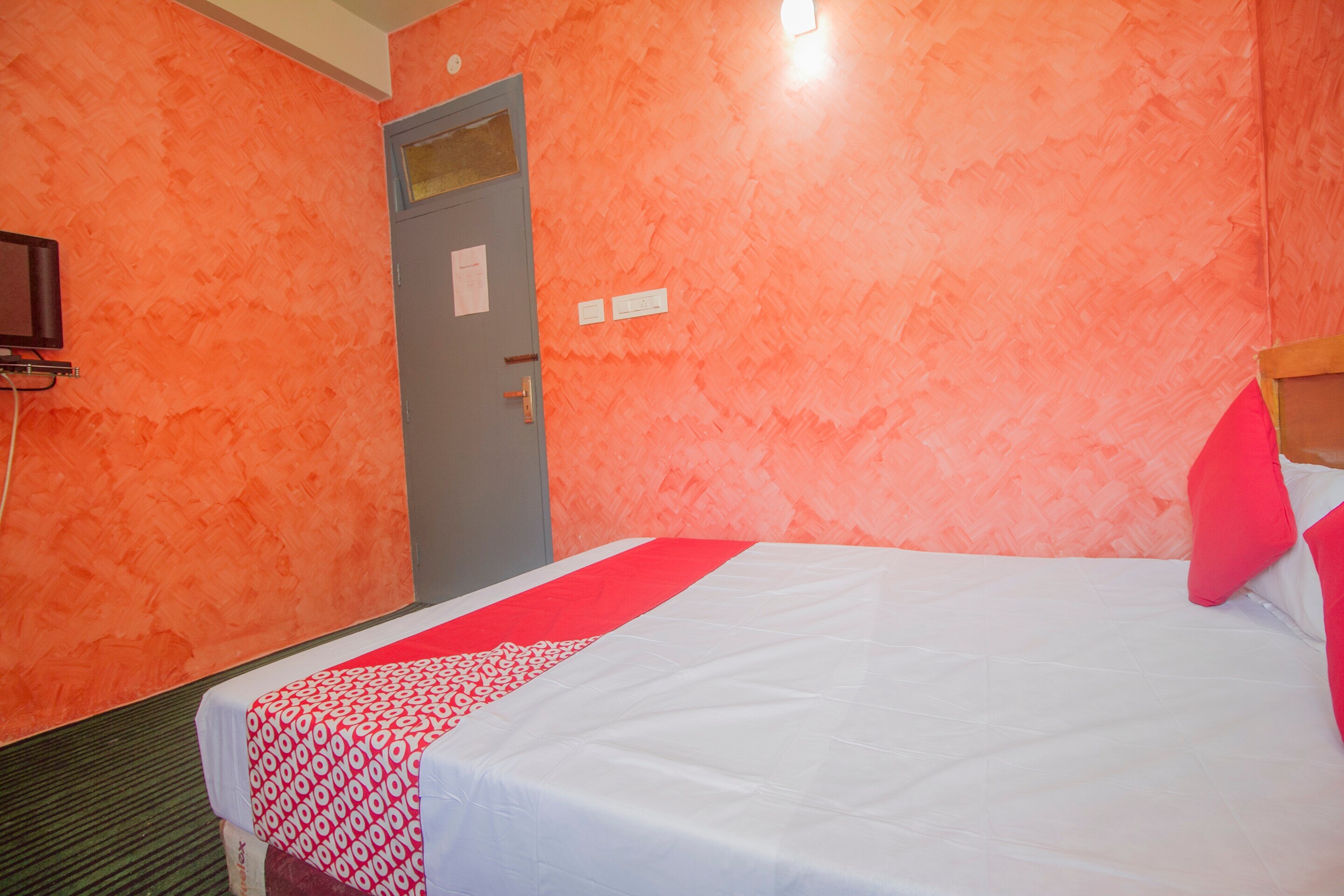 SPOT ON Hotel Kanchandzonga - Tap to explore photos