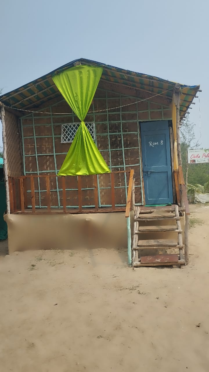 Chikas Palace Beach Cottages with Restaurant - Tap to explore photos