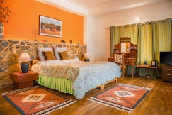 Jacaranda Estate | Cottages & Diner, Mashobra