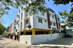 Crayons Hotel, Chennai