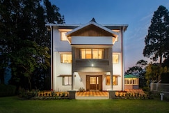 Arya Treetops And Tea Trails by VEO - Part of StayVista, Darjeeling