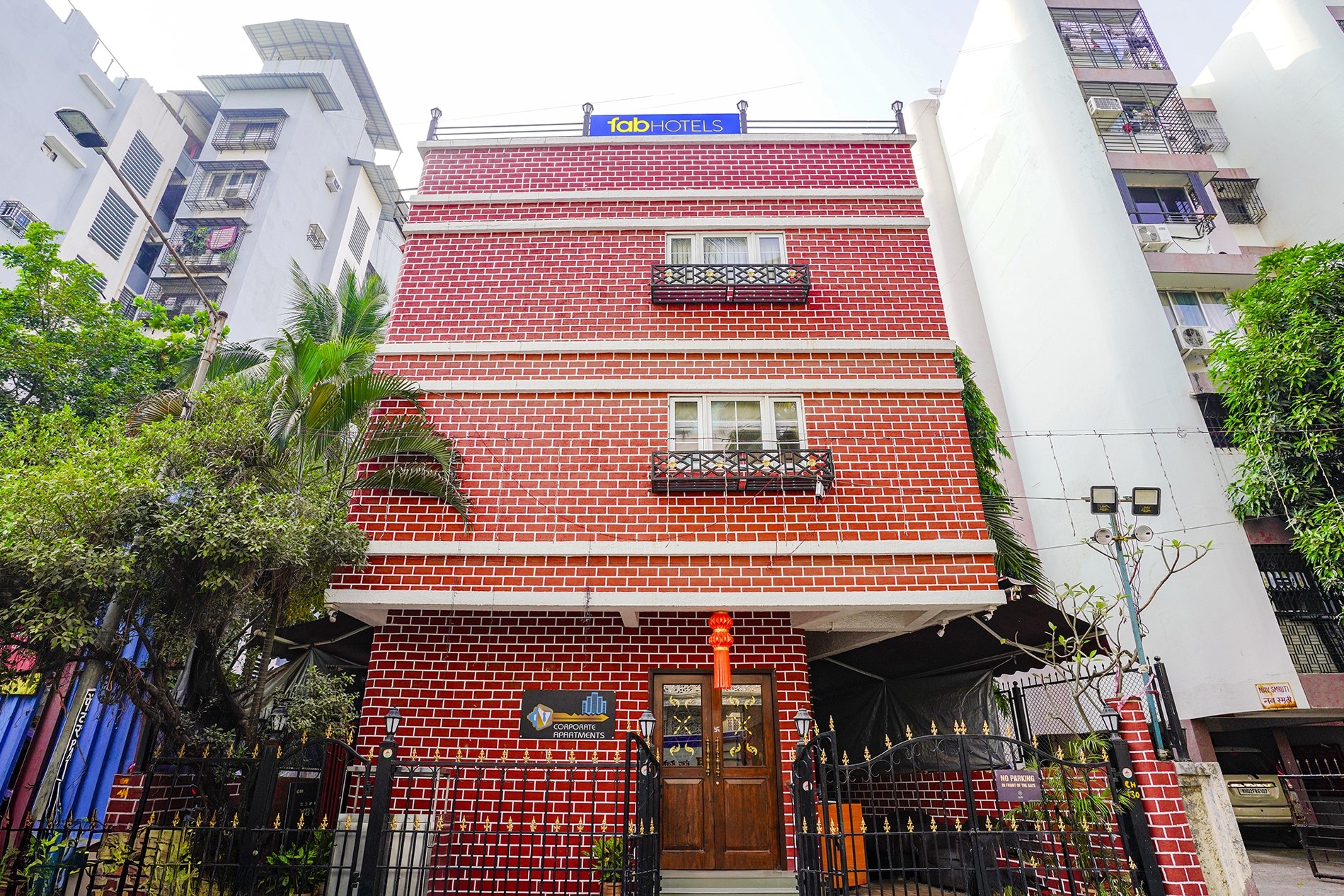 FabHotel Corporate Rooms Vakola, Santacruz East - Tap to explore photos