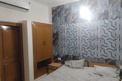 Sandhya Hotel, Gorakhpur