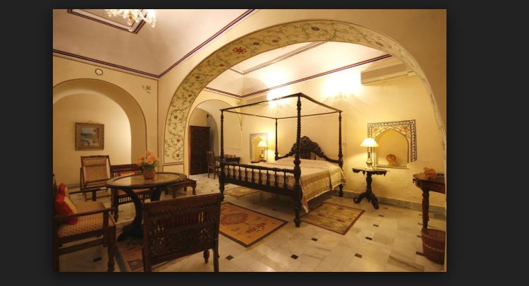 Hotel Indra Vilas - Tap to explore photos